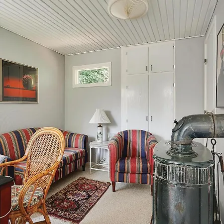 Four-bedroom Holiday In Vaggerlose Bøtø By